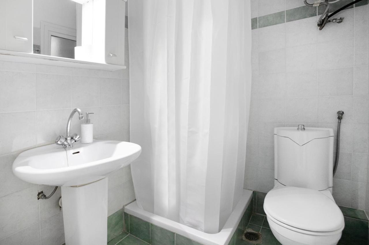 Thea Apartment